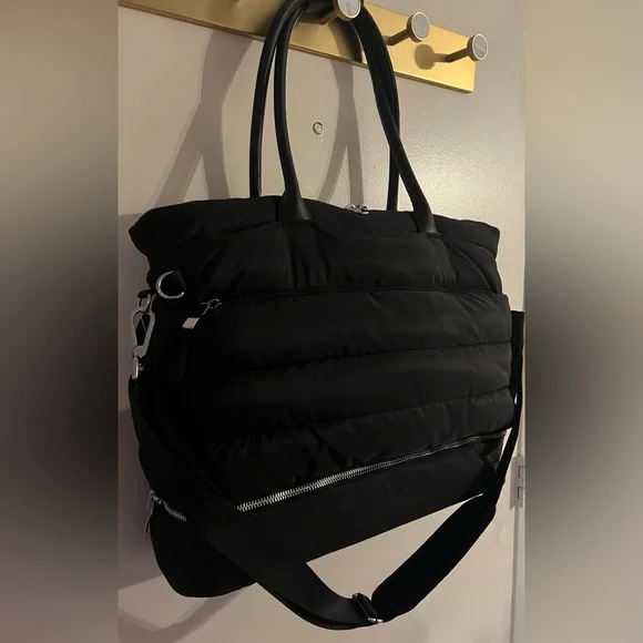 Black Quilted Tote Bag EUC! - Picture 5 of 14